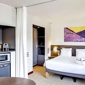 Novotel Montreuil Vincennes Hotel